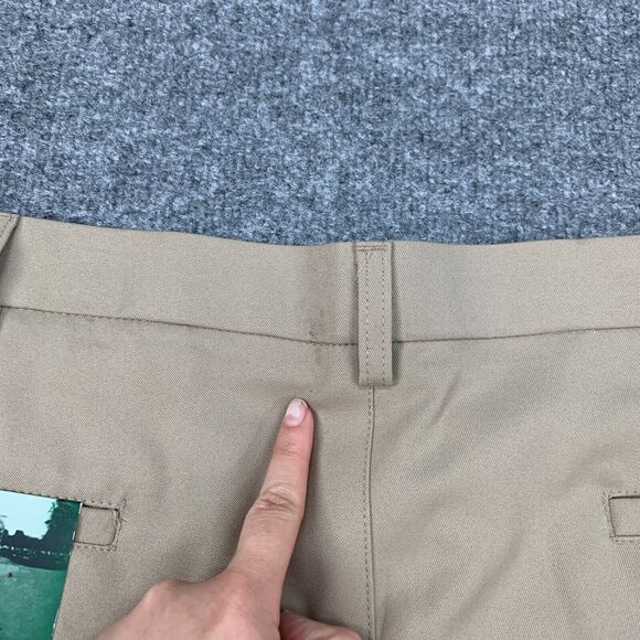 Ben Hogan Performance Golf Shorts Mens 40 Straw Flat Front Moisture Wick Chino - Picture 11 of 16